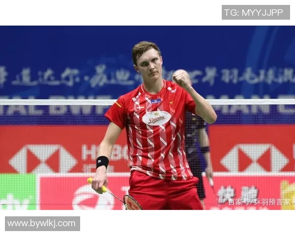 足球明星的成长之路：从青涩少年到世界顶级球员的艰辛历程